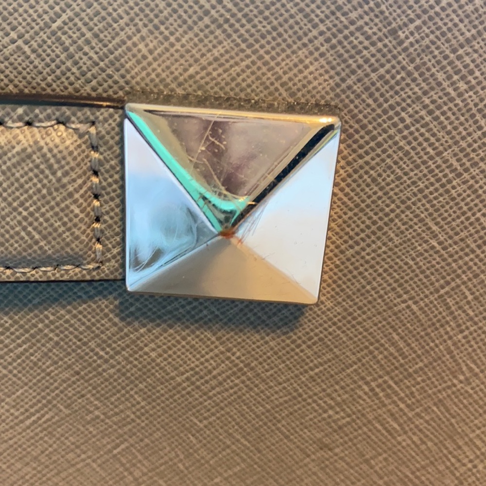 Michael kors purse - Picture 2 of 4